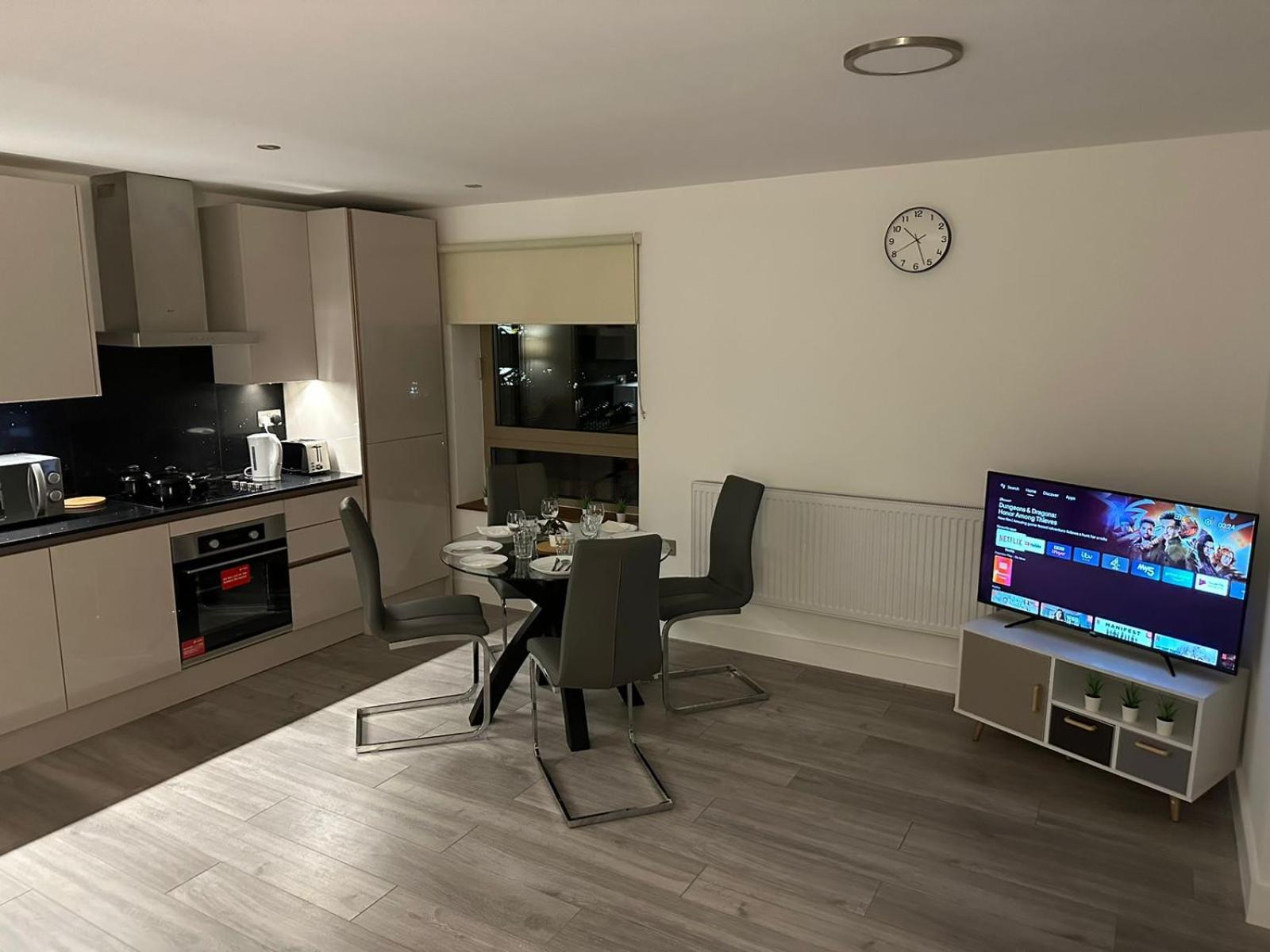 Kensington House By Solitaire Suites Slough Zewnętrze zdjęcie